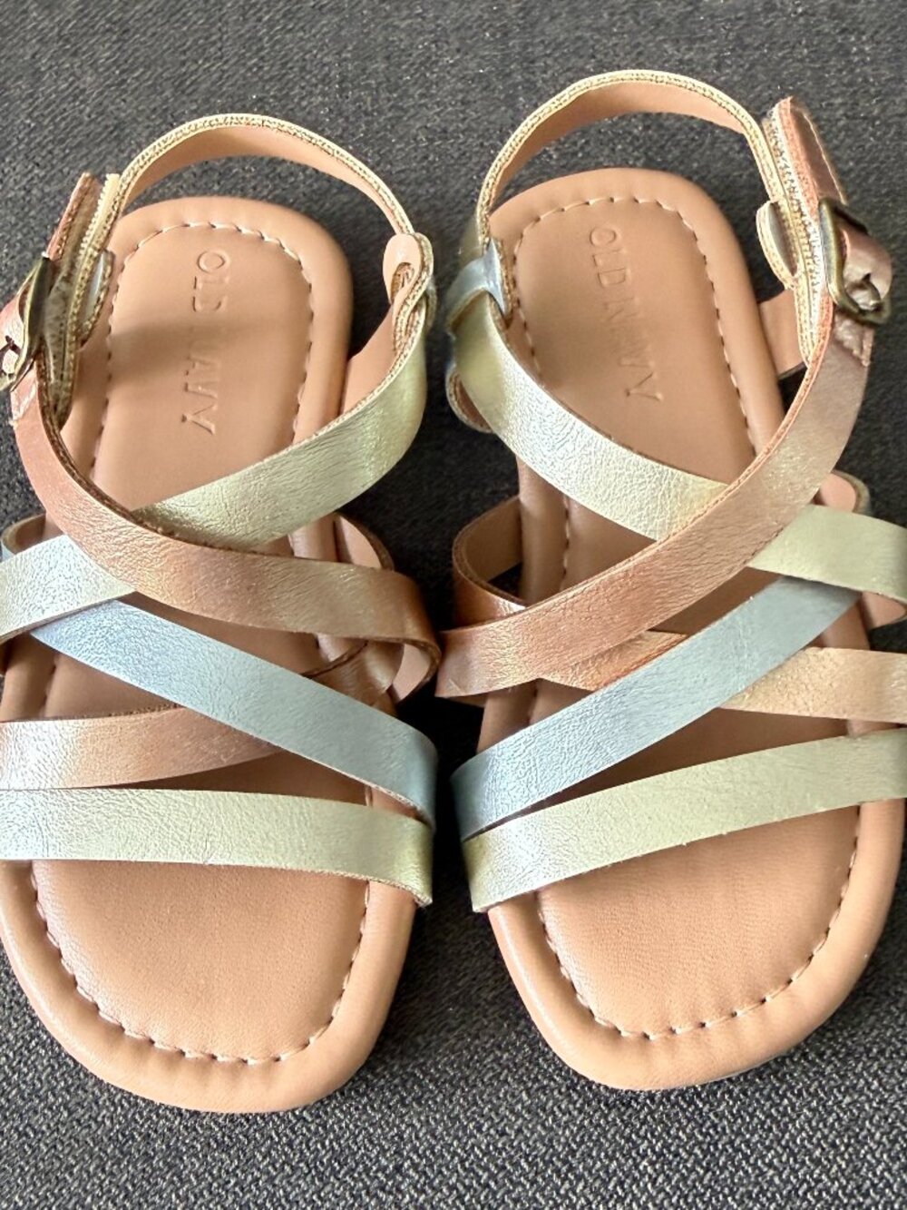 Old Navy Metallic Strappy Sandals Toddler Size 7